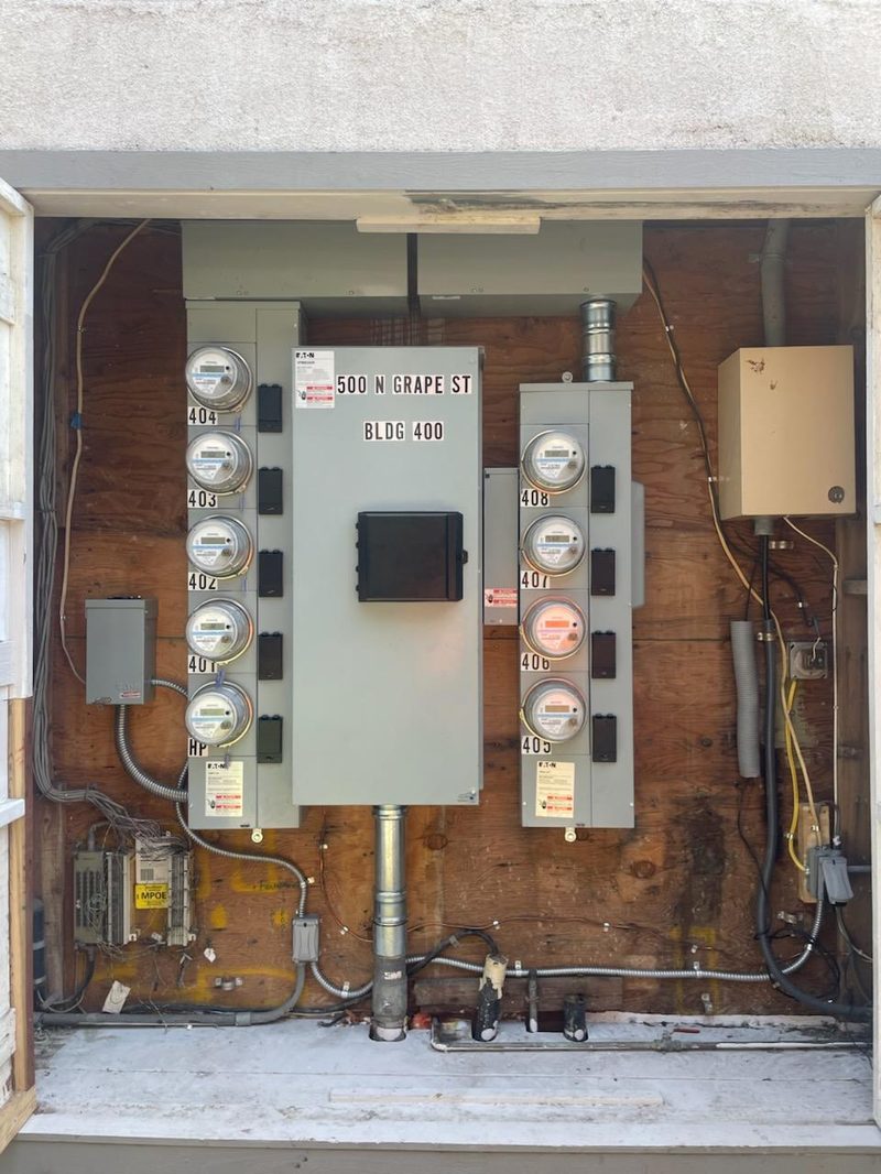 Multi-meter service — 500 N Grape St, Building 400